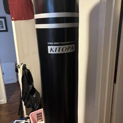 Kitopa Free-Standing Punching Bag PLUS Gloves!