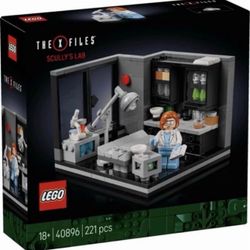 LEGO The X-Files Scully's Lab Set 40896