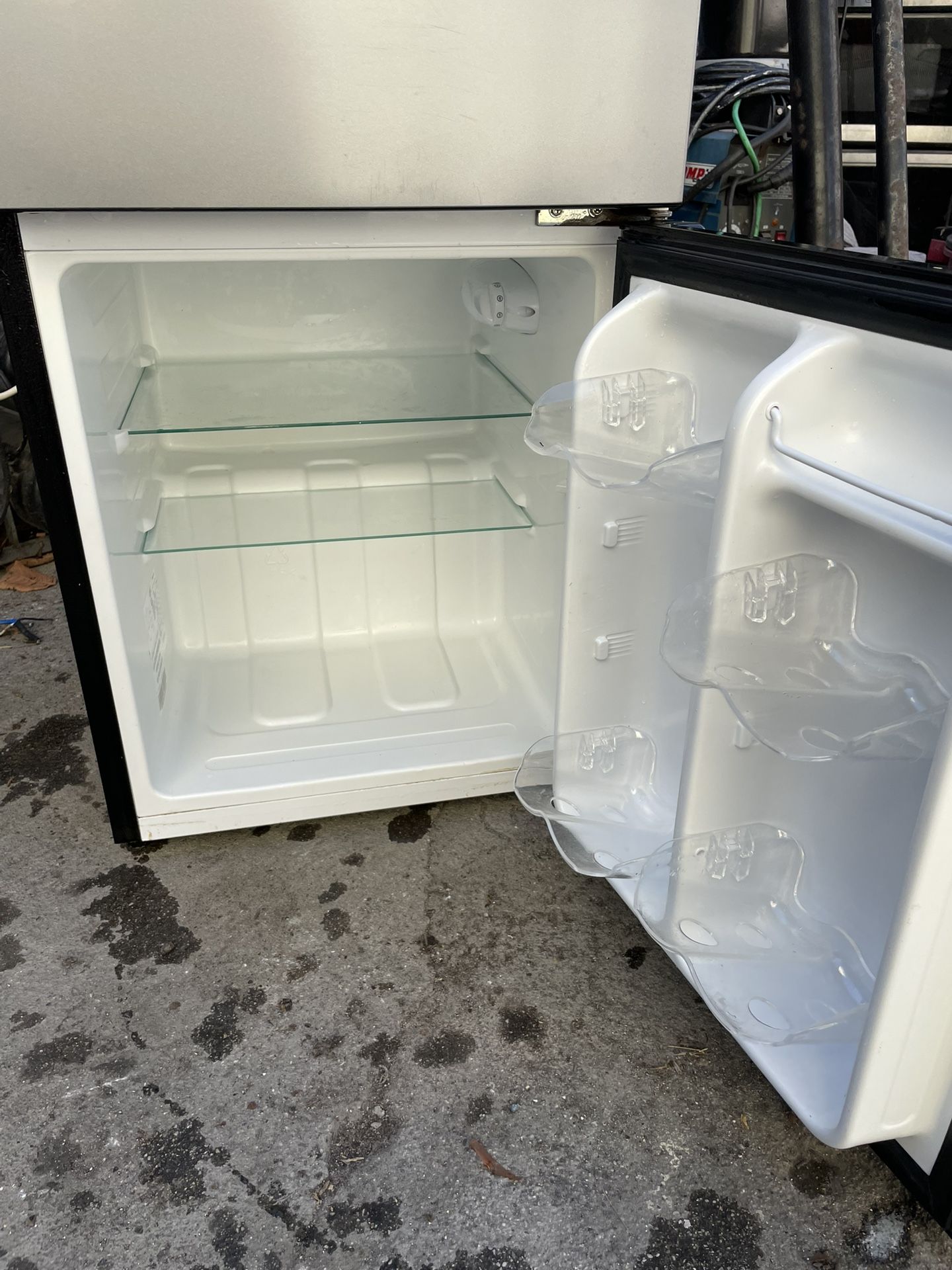 Small Refrigerator