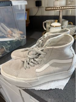 Vans Sk8 Hi-platforms size 9.5 mens