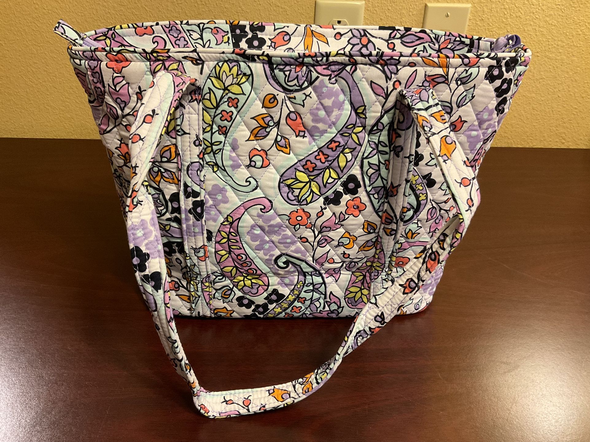 Vera Bradley small tote