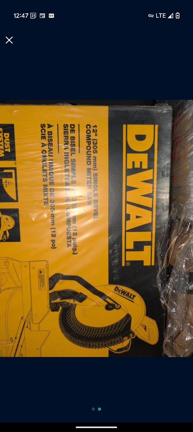 DEWALT 12-in 15-Amp Single Bevel Compound Miter Saw DWS715