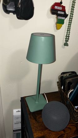 Green touch table lamp