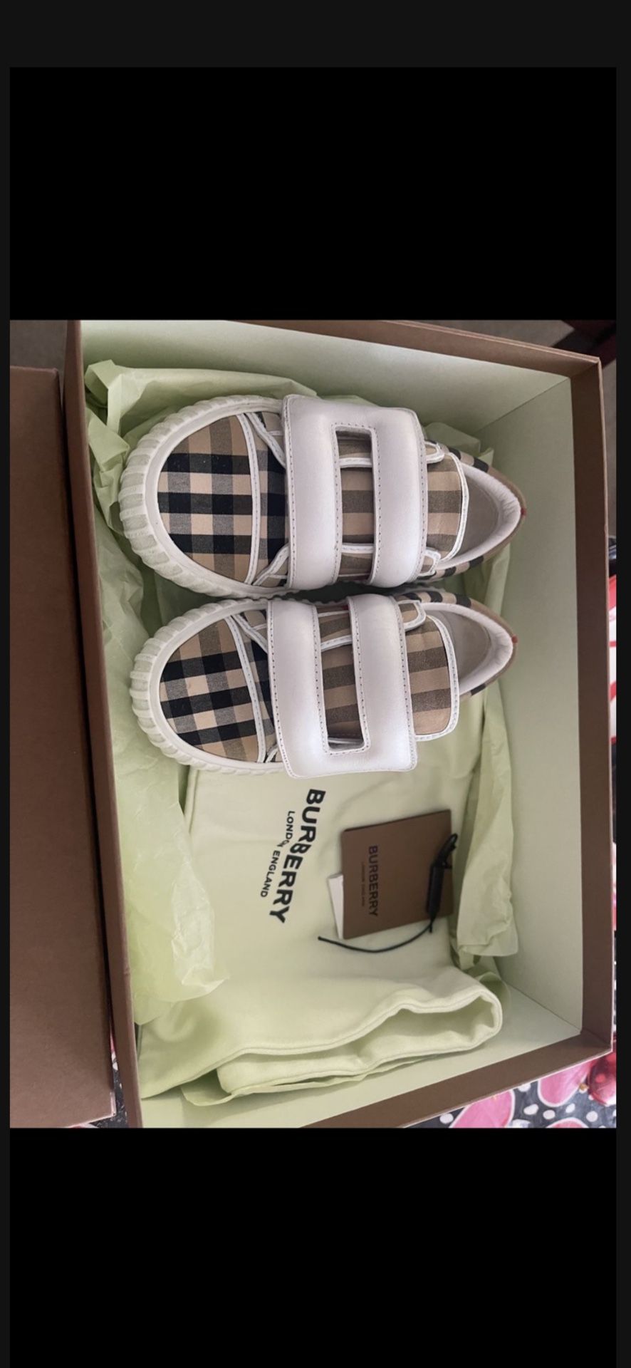Original Burberry girl shoes, size 7c clean with box and douche bag. Excellent condition lightly has been used.