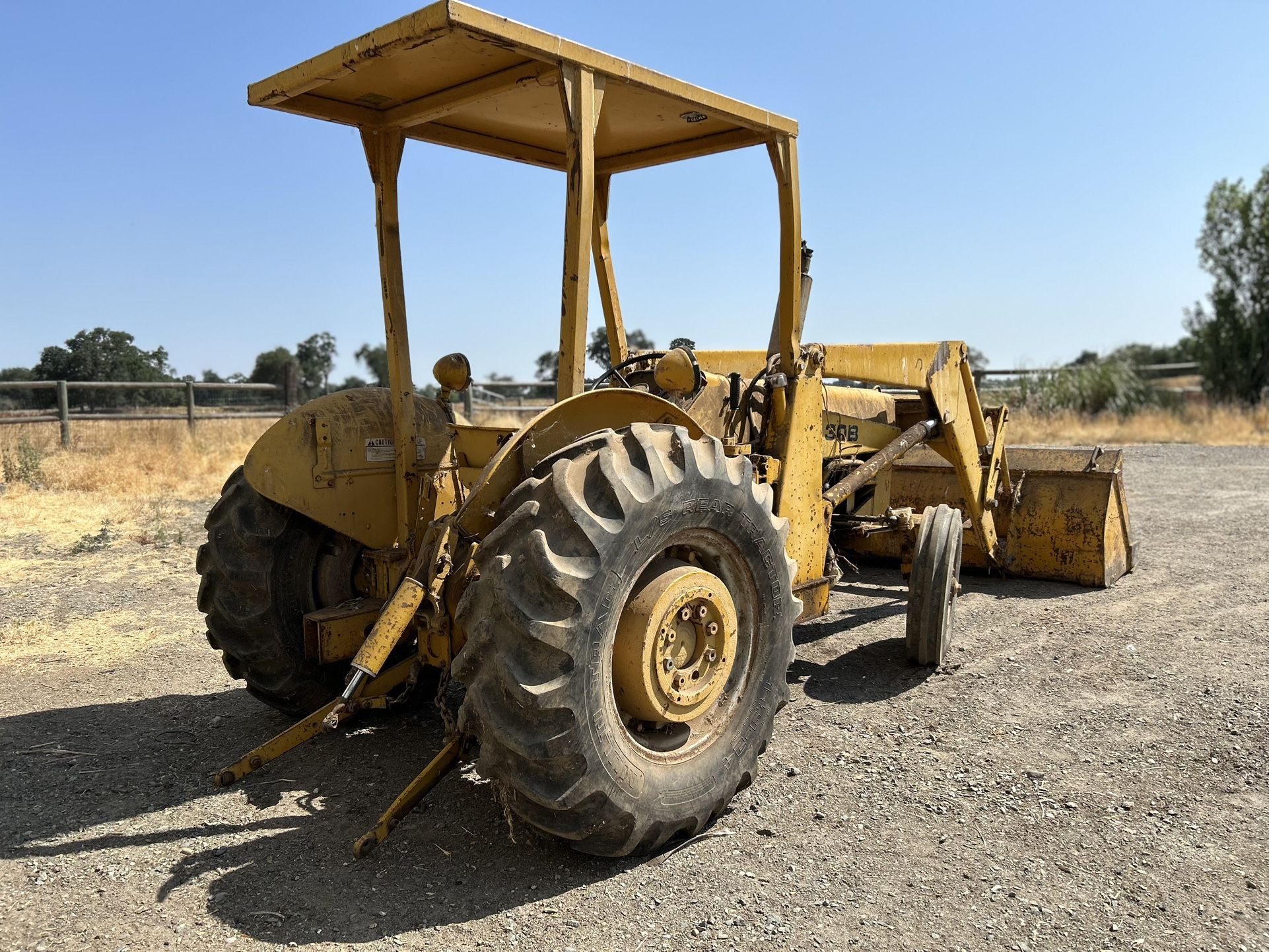 Massy Tractor