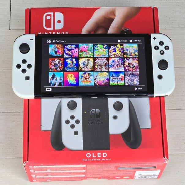 NINTENDO SWITCH OLED **MODDED* (BRAND NEW) UP TO 1TB 10K GAMES TRIPLE BOOT SYSTEMS 