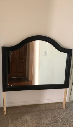 Brand new dresser mirror. Never been used