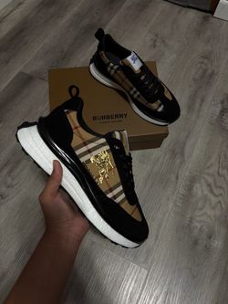 Burberry Sneakers with Vintage Check Pattern