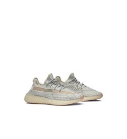 Yeezys Boost 350 V2 ‘Lumdmark non reflective’