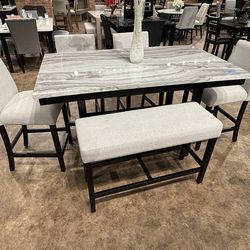 Dining table set