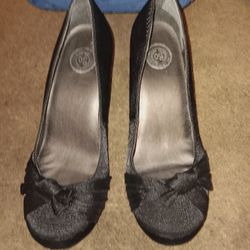 SO Black Low Heel Pump  Size 8M