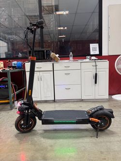 Electric scooter