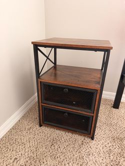 Nightstand Table with Flip Drawer, Modern Night Stand for Bedroom,Living Room, Office, Easy Assembly, Amber Brown