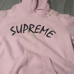 Supreme Hoodie