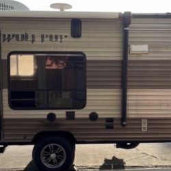 RV / Toy Hauler Very Nice ! tags 2027