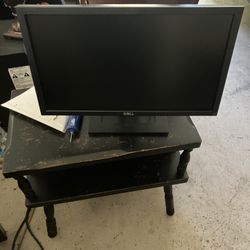 Dell 22” Widescreen LCD Monitor 