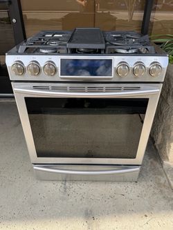 Samsung 5 burner slide in stove