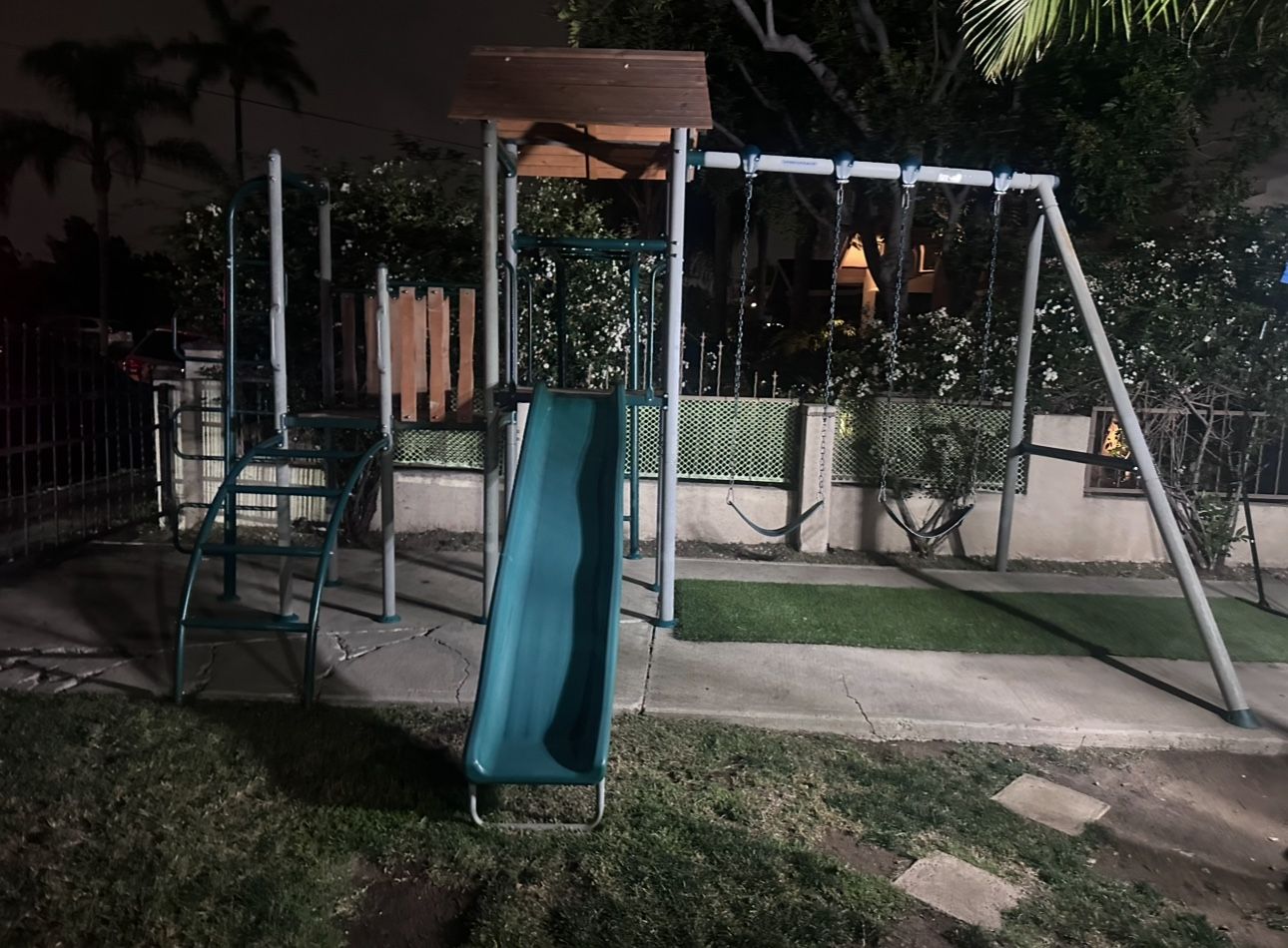 Big Ridge Metal Swing Set