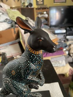 Kangaroo art collectibles