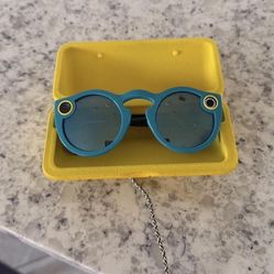 Blue Snapchat Spectacles 2.0 sunglasses