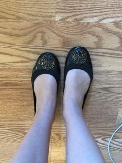 Tory burch flats size 7!!