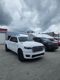 Raw Garage, Car painting, Bedliner, Paint Body Shop, frame pulling, dents, scratches, crashed cars, fix cars, paint cars, painting, paint shop, damage