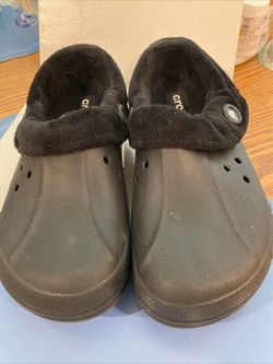 Néw Black Faux Fur Lined Crocs men’s size 10 women’s size 12