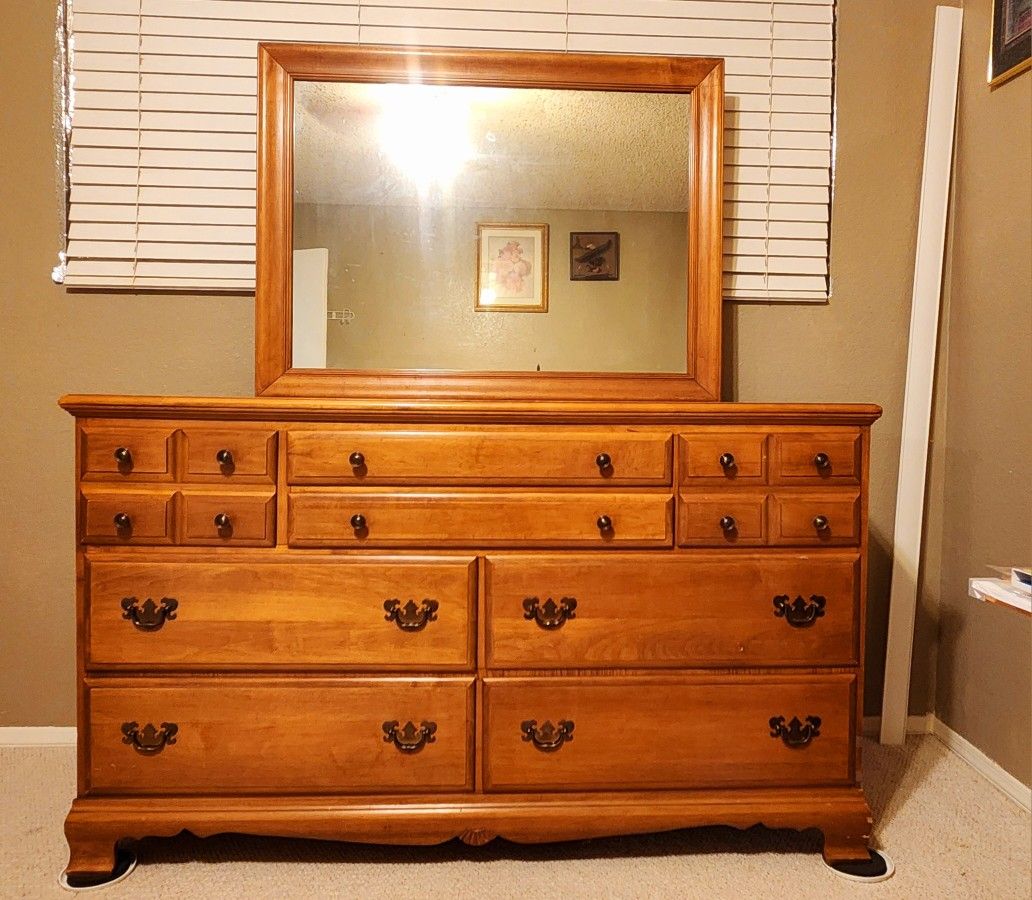 Dresser with Mirror. Solid Wood! 2ft 9in tall & 4ft 9 in. long.