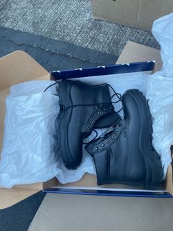 Thotogood men’s working shoes