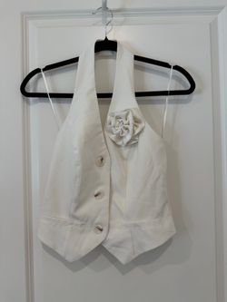 Lily Star White Halter Vest Top – Size M