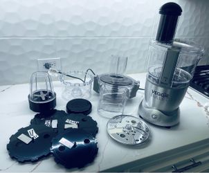 Veggie Bullet Food Processor with Accessories