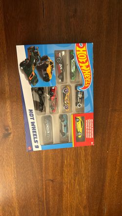 OBO Hot Wheels 9-Car Gift Pack w/ Exclusive Car – New in Box