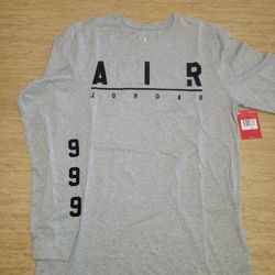 BRAND NEW WITH TAGS AIR JORDAN SHIRT FROM 2015