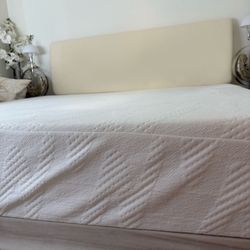 New King Bed Frame, Memory Foam Cooling Mattress No Boxspring Needed, Head Board, 18 inch Under Bed Storage 