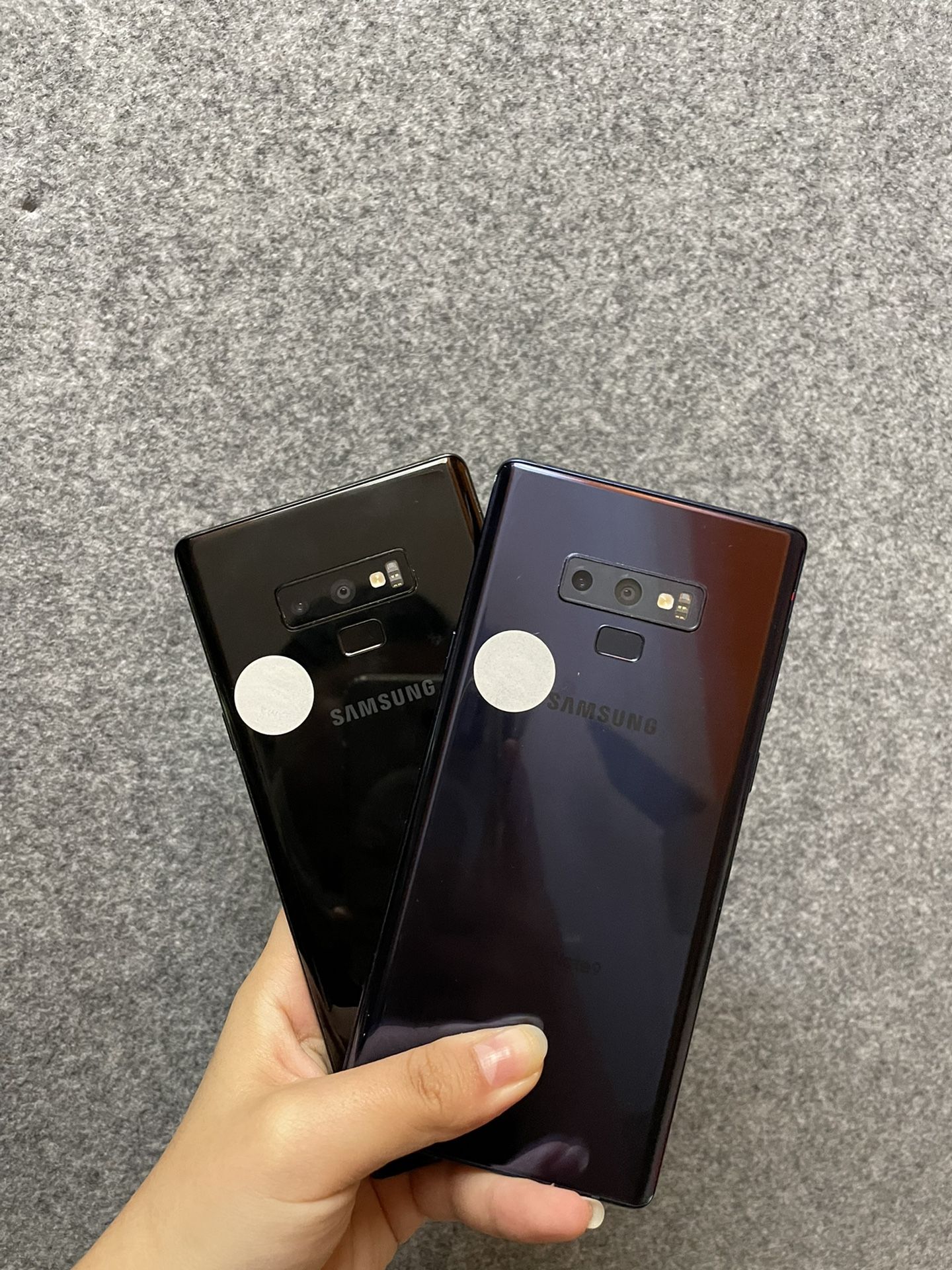 Samsung Galaxy S9 | Unlocked | Comes with store warranty| Free Cable & Charger | Unlocked | Comes with store warranty| Free Cable & Charger