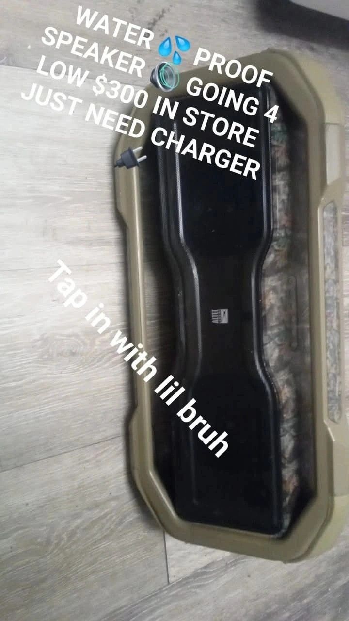 Altec Lansing x Realtree ROCKBOX XL Wireless Bluetooth Speaker, Portable Waterproof with 20 Hour Playtime