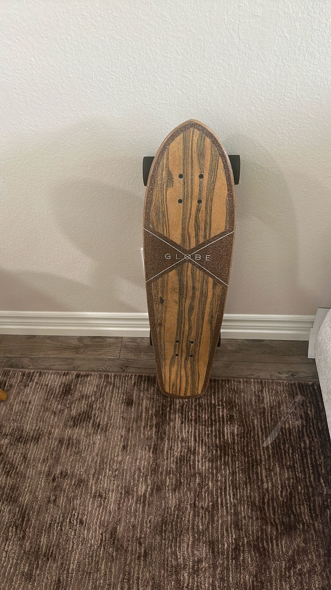 Globe Longboard Cruiser