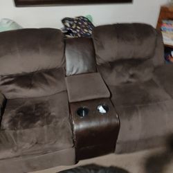 Reclining Console Loveseat