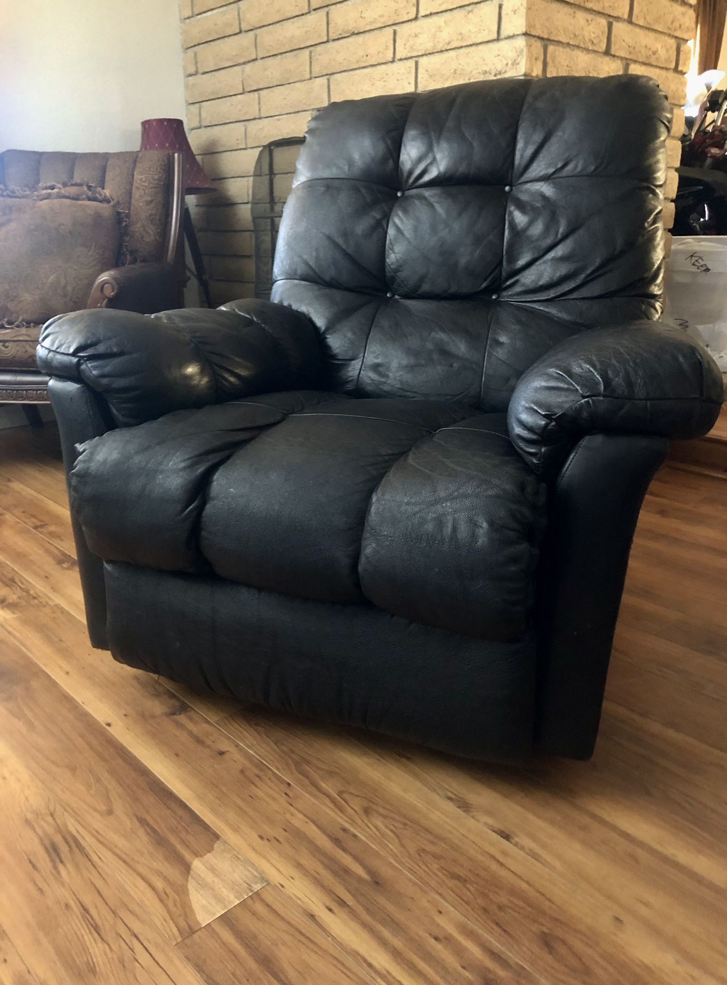  Lazy Boys Armchair 