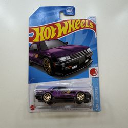 Hot Wheels Nissan Skyline Purple