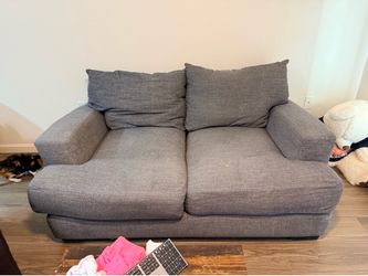 FREE Oversized Loveseat – Super Comfortable!
