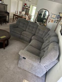 Reclining sectional