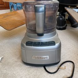 Cuisinart, series FP8, you have to hold down the lid