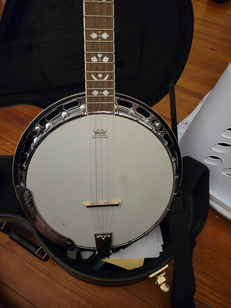 Morgan Monroe Banjo
