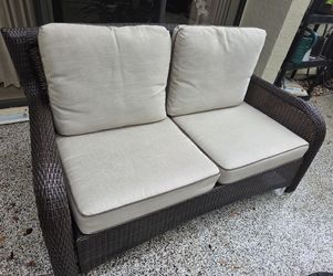 Outdoor couch excellent condition