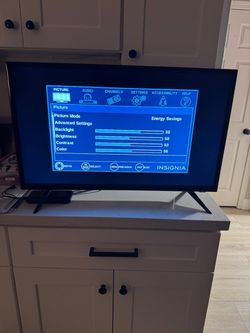 32 inch insignia TV