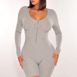 ZIPPER LONG SLEEVES ROMPER