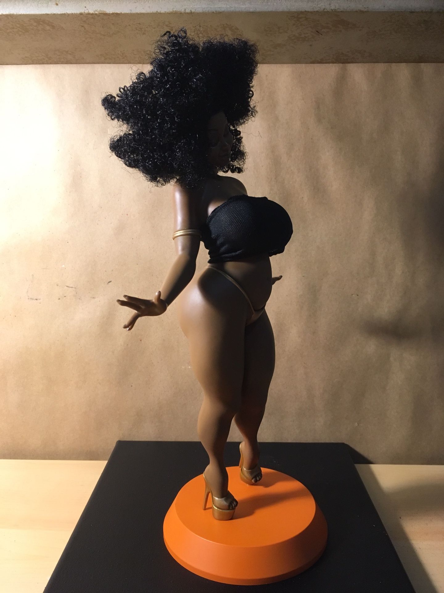 Chocolate statue booty babe by Spencer Davis for Sale in Long 