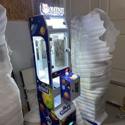 Mini Claw Machine