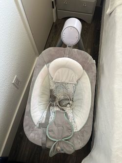Baby swing
